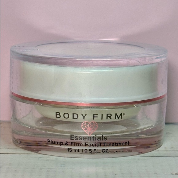 NEW Body Firm Crepe Erase Essentials Plump and Firm Facial Treatment 0.5 FL OZ - Picture 1 of 3